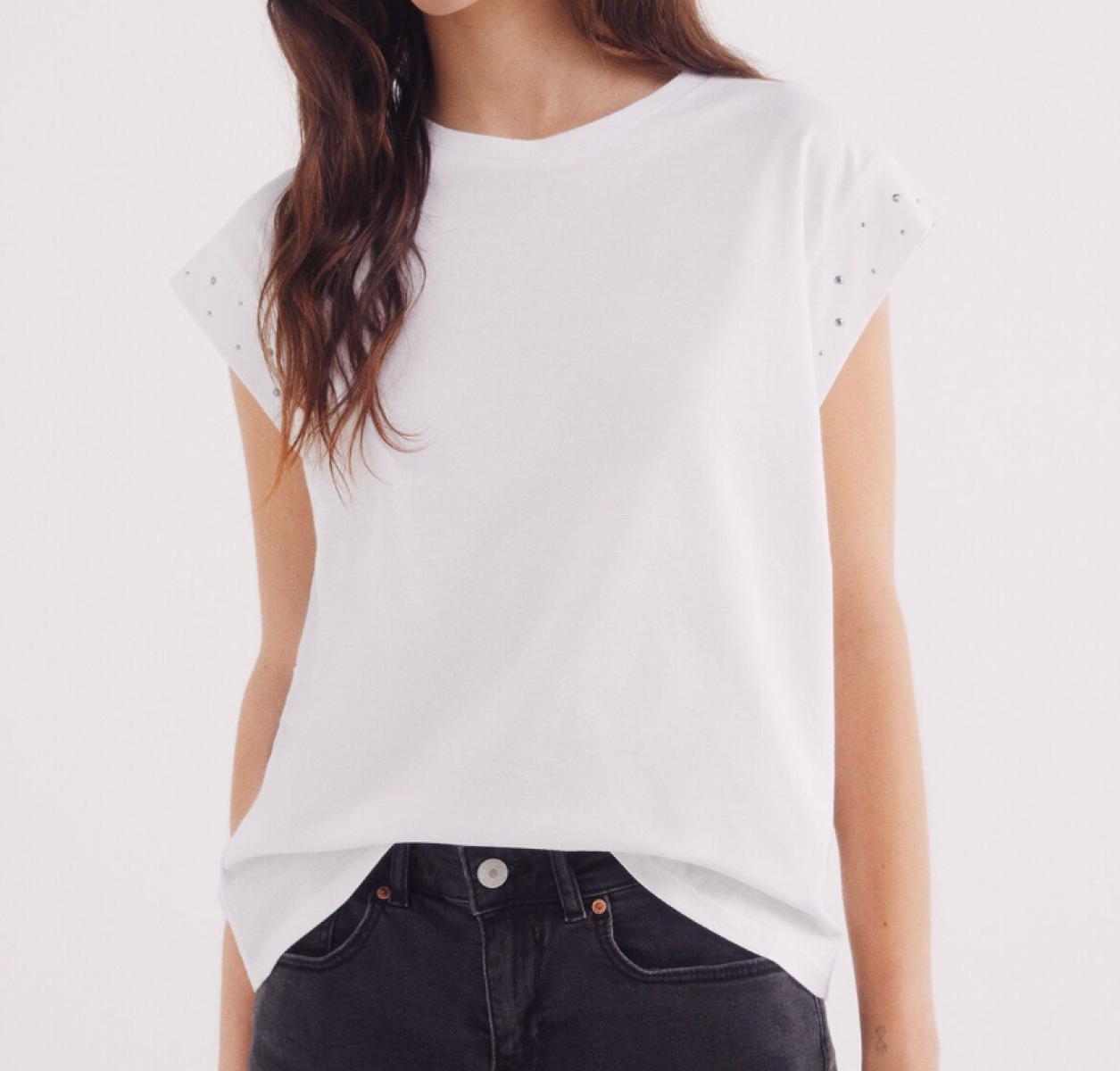 Blusa tachuelas cristal